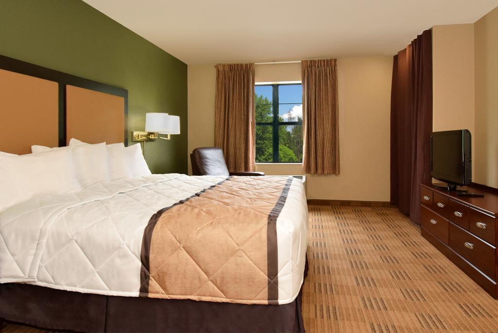 Extended Stay America Suites - Raleigh - Midtown Bagian luar foto